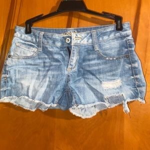 Arizona Low Rose Jean Shorts